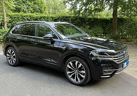 VW Touareg Volkswagen 3.0 V6 - R-Line TDI Automatik