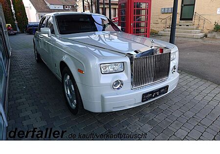 Rolls-Royce Phantom Limousine 10.000 km mit neuem Service