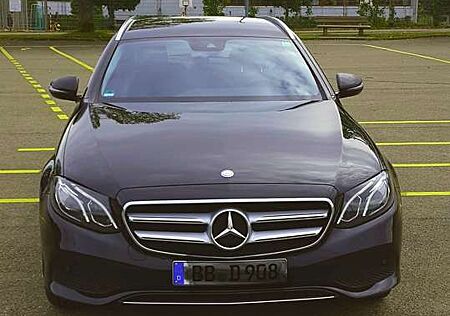 Mercedes-Benz E 200 E-Klasse bereits BR 213 Vollleder, Alarmanlage