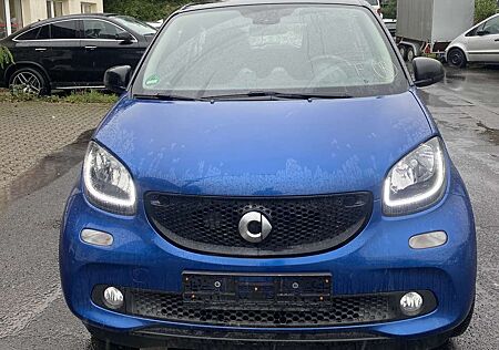 Smart ForFour , 2 Hand 09 , 66 KW 2017 Basis