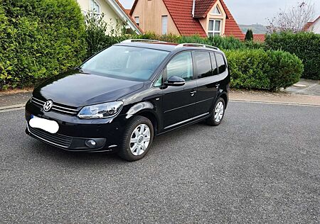 VW Touran Volkswagen 1.6 TDI DPF DSG Life