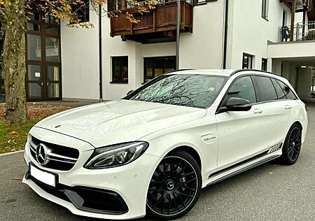 Mercedes-Benz C 63 AMG T Speedshift Night Performance AGA Edition 1 Optik