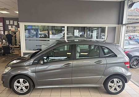 Mercedes-Benz B 160 Klima Kamera Sitzheizung Allwetterreifen