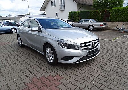 Mercedes-Benz A 180 BlueEff Style Navi, Klima, Bi-Xenon