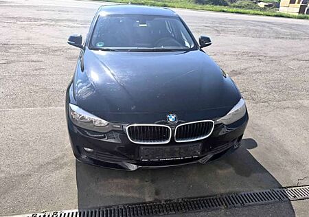 BMW 318d 318 Touring Aut.