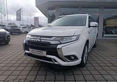 Mitsubishi Outlander Plug-in Hybrid BASIS 2.4 MIVEC 4WD