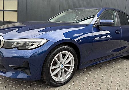 BMW 320 d xDrive Advantage KAMERA - LIVE COCKPIT-LED