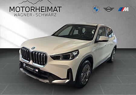 BMW iX1 xDrive30 Sportsitze ACC RFK Premium Paket