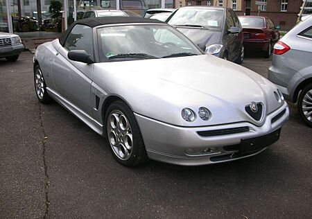 Alfa Romeo Spider 2.0 TS Lusso *orig. 22.050km*1.Hd*Le*Klima*e-Dach