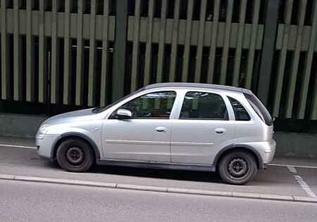 Opel Corsa 5-Türer 1.2 16V Cosmo | VB