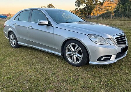 Mercedes-Benz E 220 CDI DPF BlueEFFICIENCY 7G-TRONIC Avantgarde
