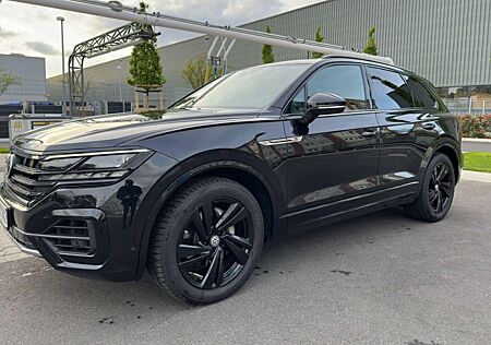 VW Touareg Volkswagen 4Motion R-Line Black Style HeadUp 8fach Bereifung