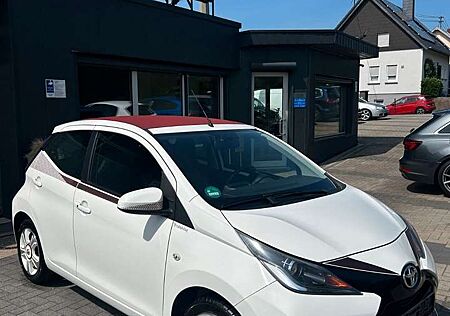 Toyota Others Aygo AYGO x-pose