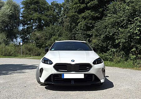 BMW 135 1er M135 xDrive Aut. // Vollausstattung