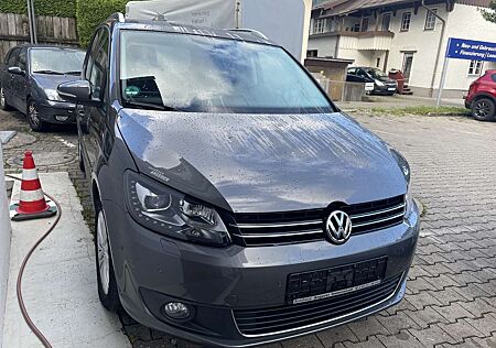 VW Touran Volkswagen Cup AHK, xenon, Sitzheizung, Tempomat
