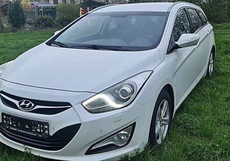 Hyundai i40 i40cw Diesel i40cw 1.7 CRDi Automatik Style