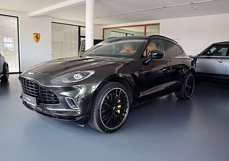 Aston Martin DBX 4.0 V8 / 23" / Sport Exhaust / AHK / Carbon