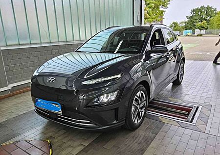 Hyundai Kona Trend*ACC*Krell*R.Cam*CarPlay*Winterp*LED