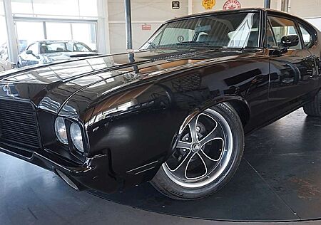 Oldsmobile Cutlass V8 Coupe *Airride*Leder*Automatik*