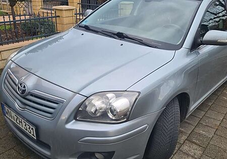 Toyota Avensis Combi 1.8 VVT-i Combi