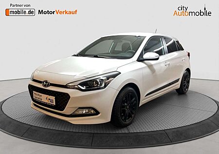 Hyundai i20 Pure/1.Hand/Navi/Apple CarPlay/SHZ/PDC