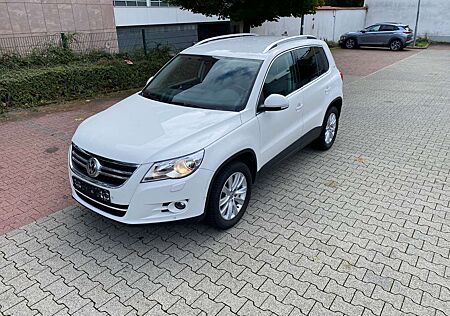 VW Tiguan Volkswagen 2.0 TDI 4MOTION/Parkpilot