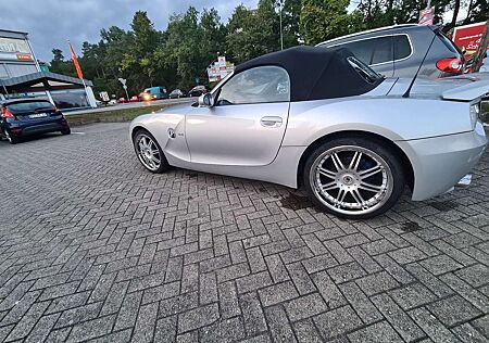 BMW Z4 Roadster 2.2i