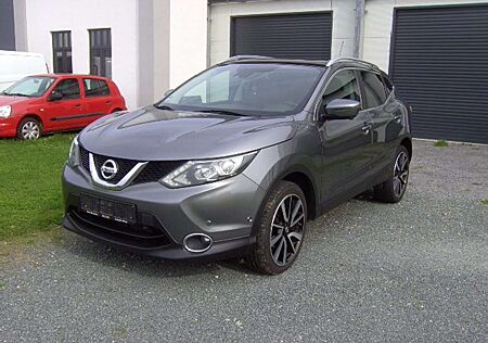 Nissan Qashqai Tekna/Navi/Kamera/Alu/P-Dach/SHZ