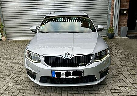Skoda Octavia Combi 2.0 TDI 4x4 DSGRS