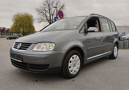 VW Touran Volkswagen Trendline 7-Sitzer