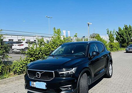 Volvo XC 40 XC40 D3 Momentum Pro