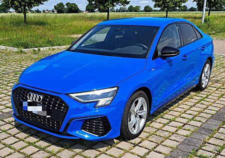 Audi A3 30 TFSI Limousine S line