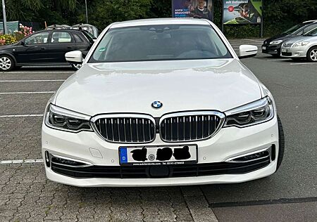 BMW 530e 530 5er Plug-In-Hybrid Aut. Luxury Line