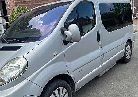 Renault Trafic Combi 2.0 dCi L1H1 Expression