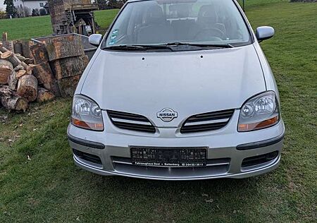 Nissan Almera Tino Comfort