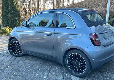Fiat 500E 500 C Elektro C La Prima