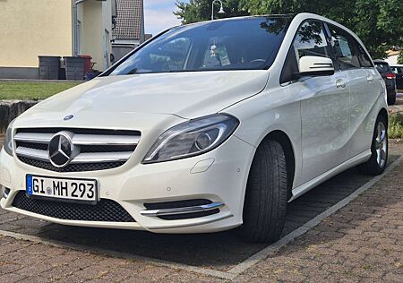 Mercedes-Benz B 180 (246.242)