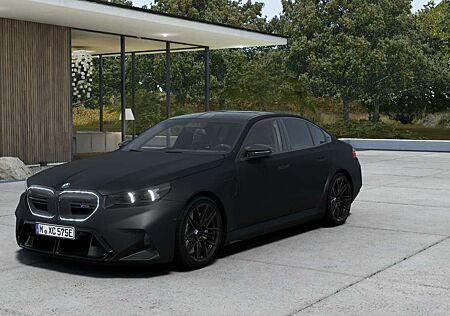BMW M5 Limousine Ultimate Package
