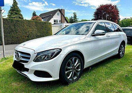 Mercedes-Benz C 220 d 4Matic T 7G-TRONIC AHK360 kamera / Standheizung