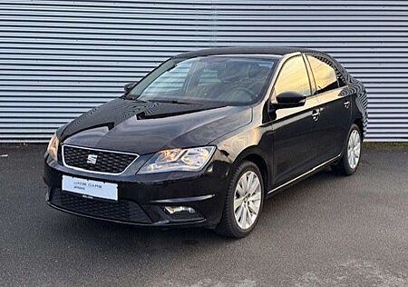 Seat Leon 1.4 TSI Style Limousine*Navi*AHK*SHZ*TÜVneu
