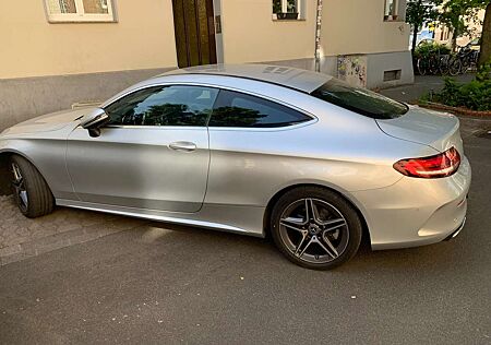 Mercedes-Benz C 220 d Coupe 9G-TRONIC