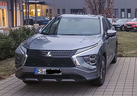 Mitsubishi Eclipse Cross Plug-In Hybrid 4WD Select