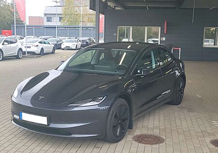 Tesla Model 3 Highland RWD, AHK, 8fach, Dachträger