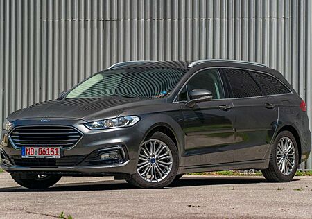 Ford Mondeo Titanium