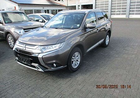 Mitsubishi Outlander 2.0 2WD Spirit