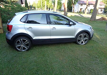VW Polo Cross Volkswagen Polo 1.6 TDI DSG Comfortline
