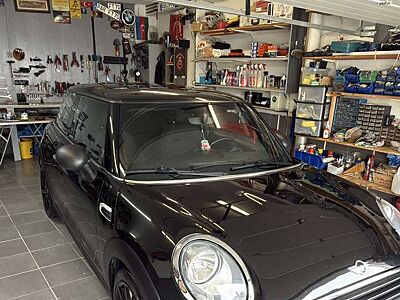 MINI One Blackyard