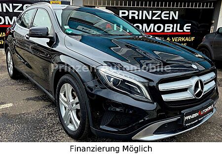Mercedes-Benz GLA 200 *AUT*BI-XENON*T.LEDER*2 HAND*NAVI