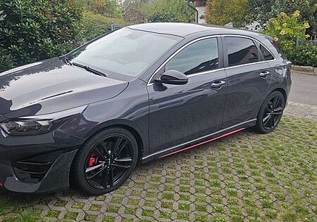 Kia Cee'd gebraucht kaufen Kia Cee'd Ceed / Ceed 1.6 T-GDI DCT7 OPFGT