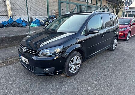 VW Touran Volkswagen 1.2 Life BMT